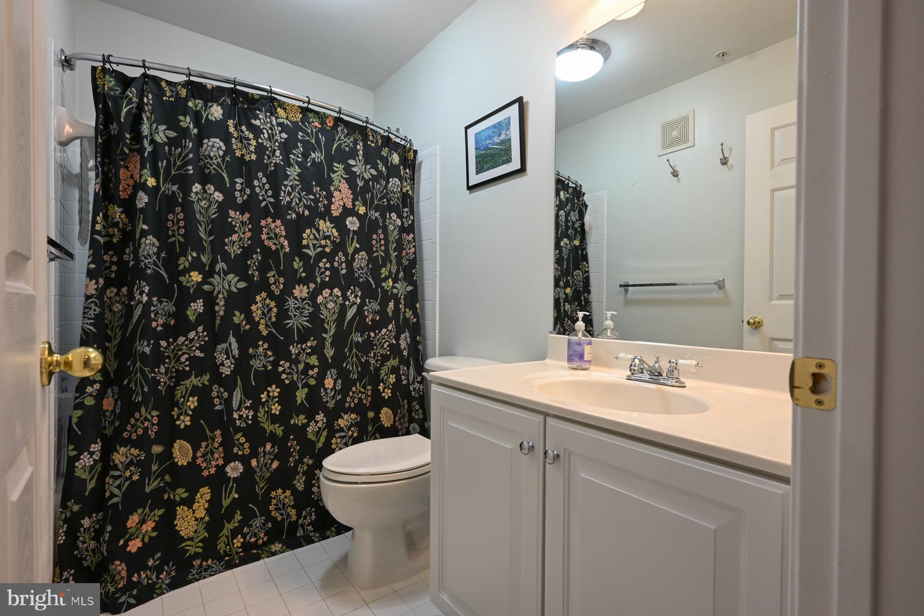 CREEKSIDE COVE - Residential