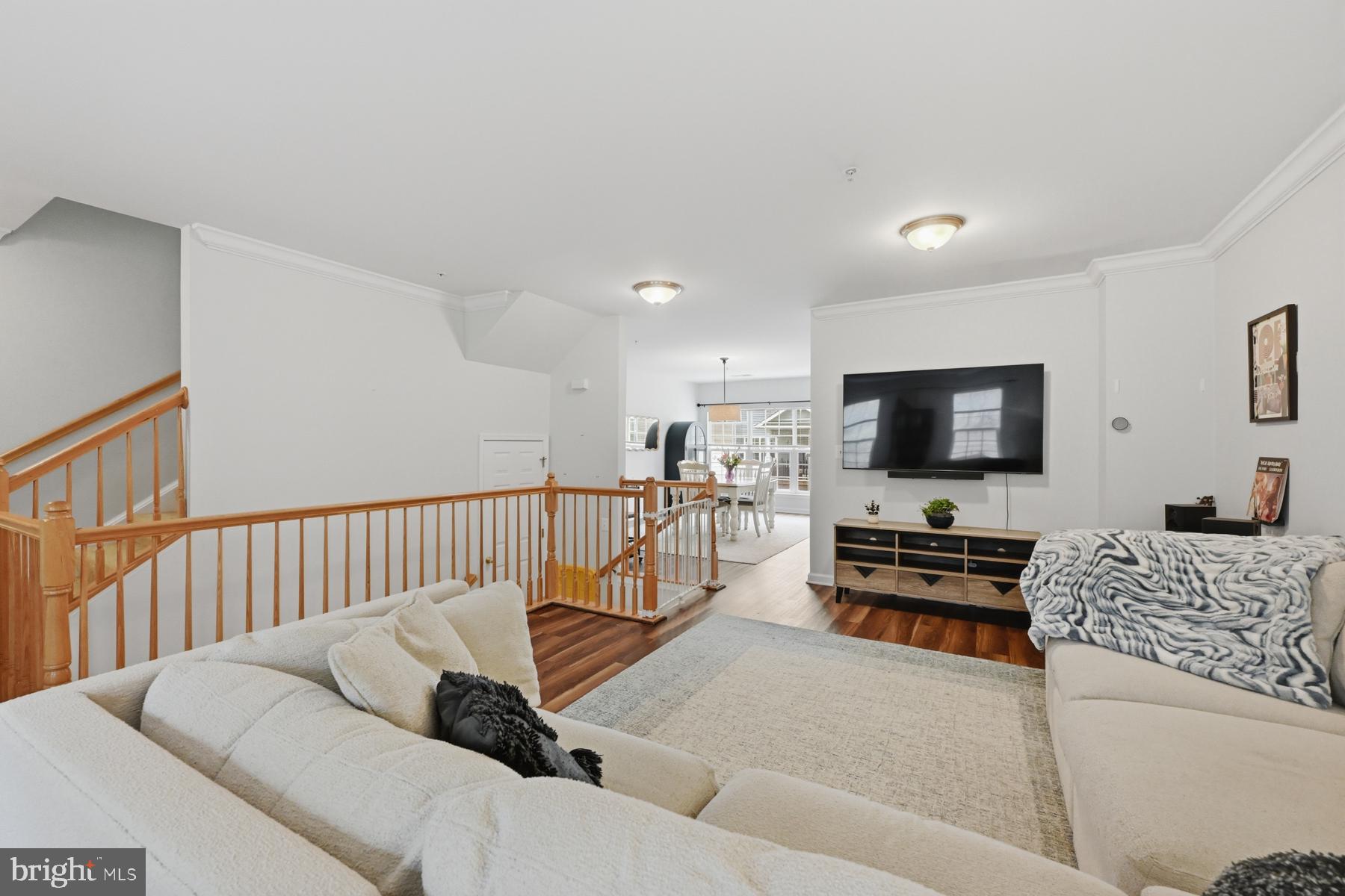 CREEKSIDE COVE - Residential