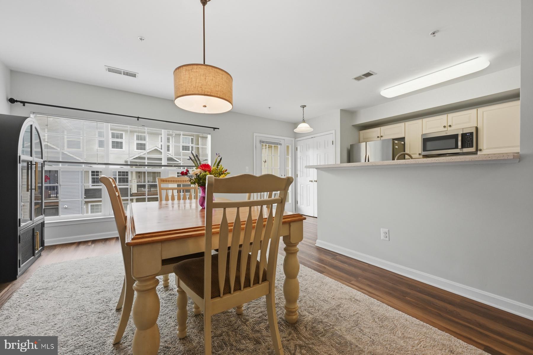 CREEKSIDE COVE - Residential