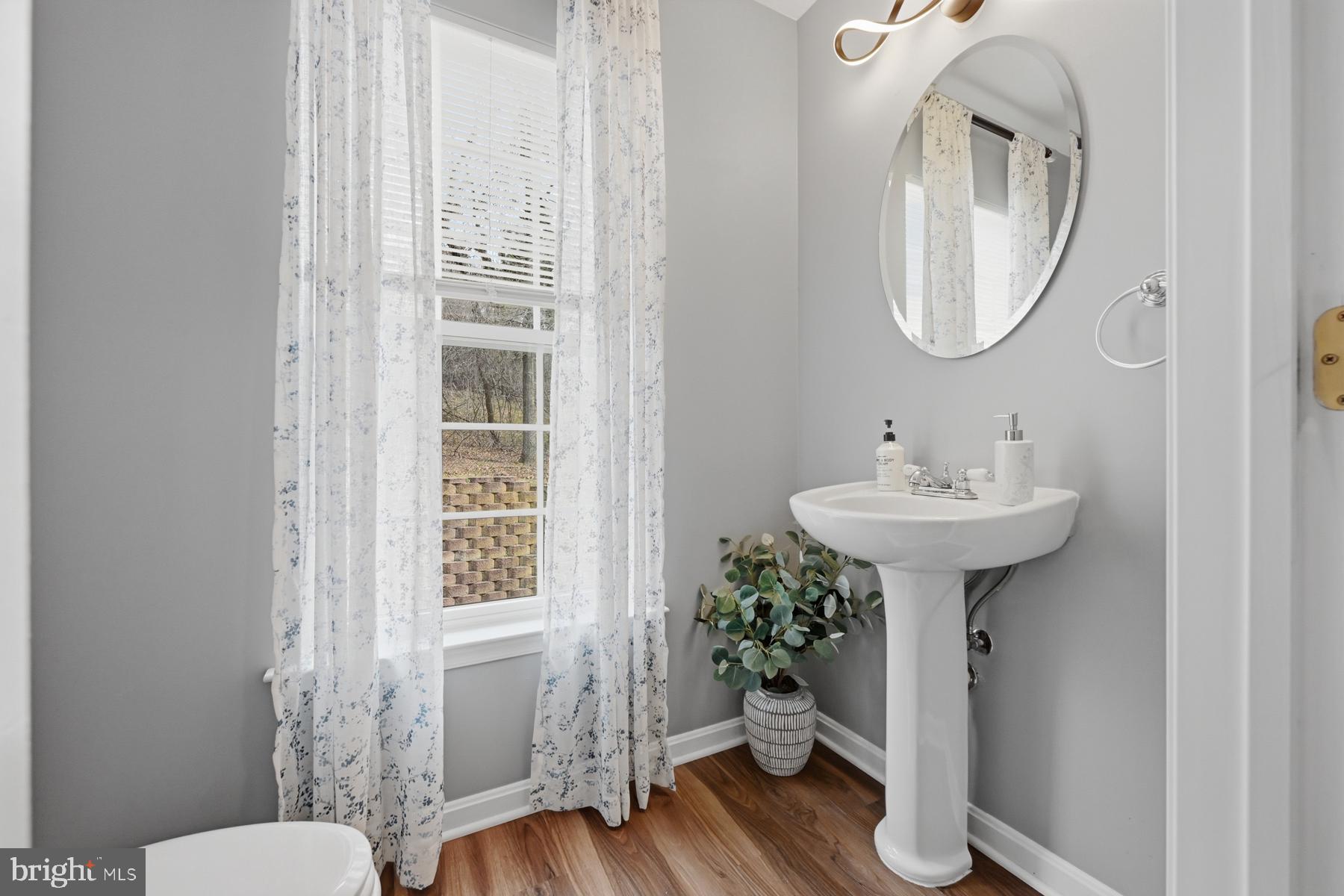 CREEKSIDE COVE - Residential