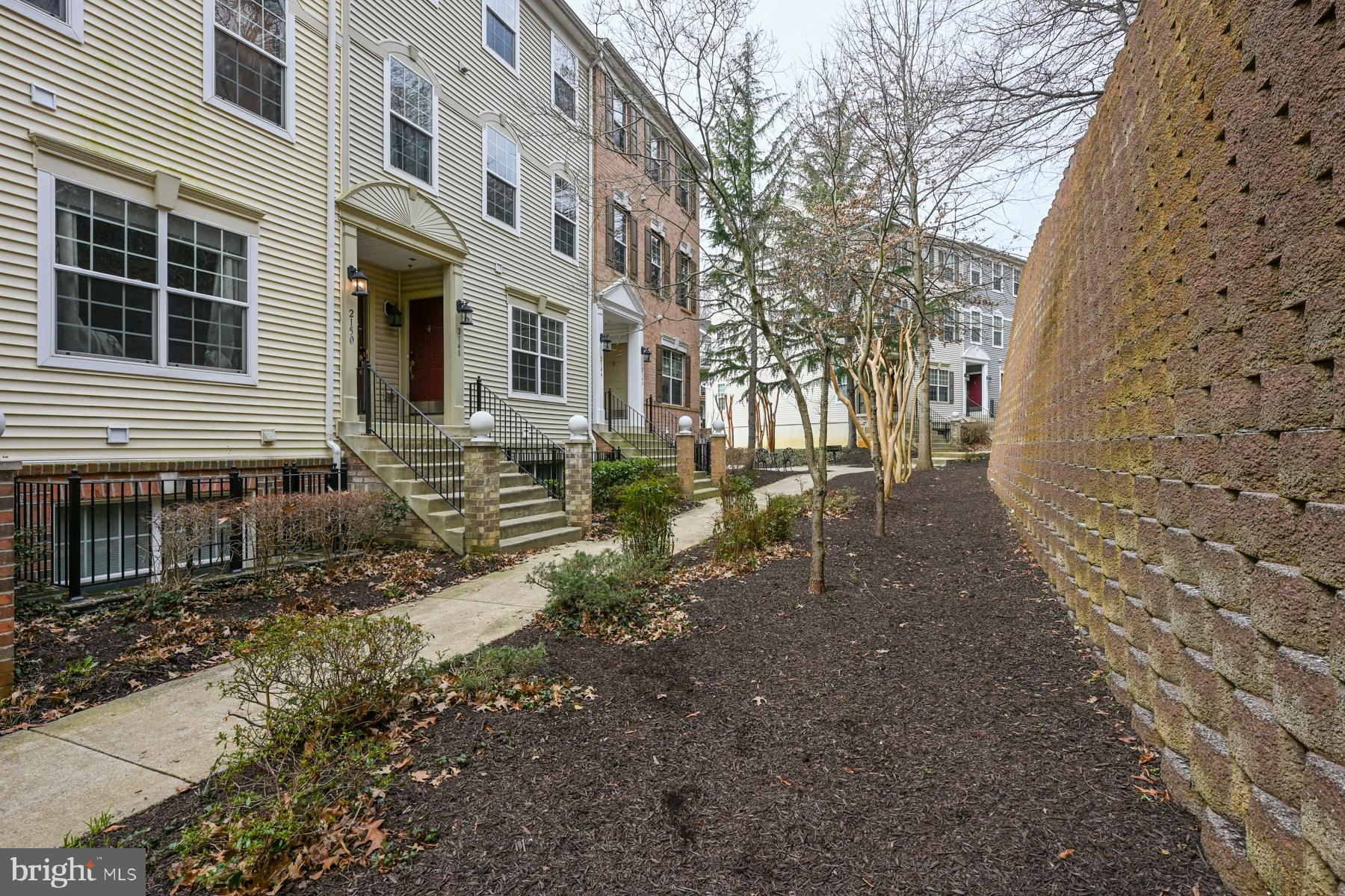 CREEKSIDE COVE - Residential