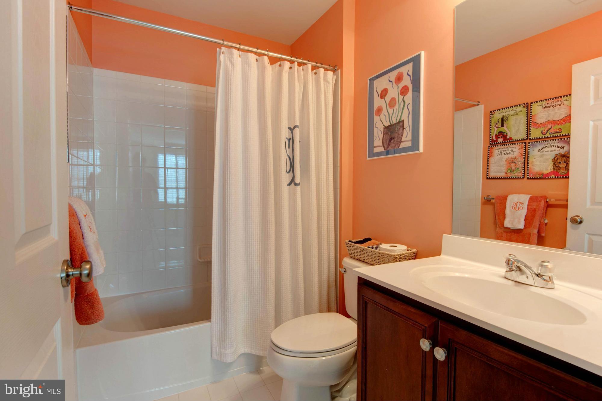 SOUTH RIDING - Residential