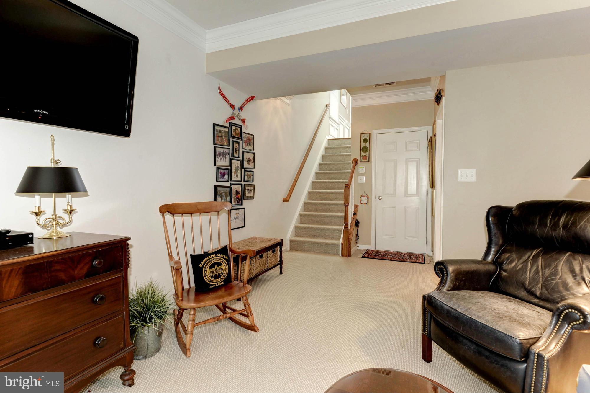 SOUTH RIDING - Residential