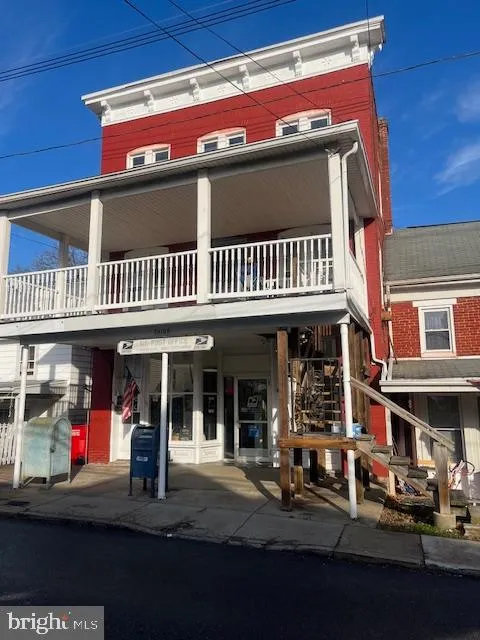 21106 Twin Springs Drive Unit 1, Chewsville, MD MLS: MDWA2027884