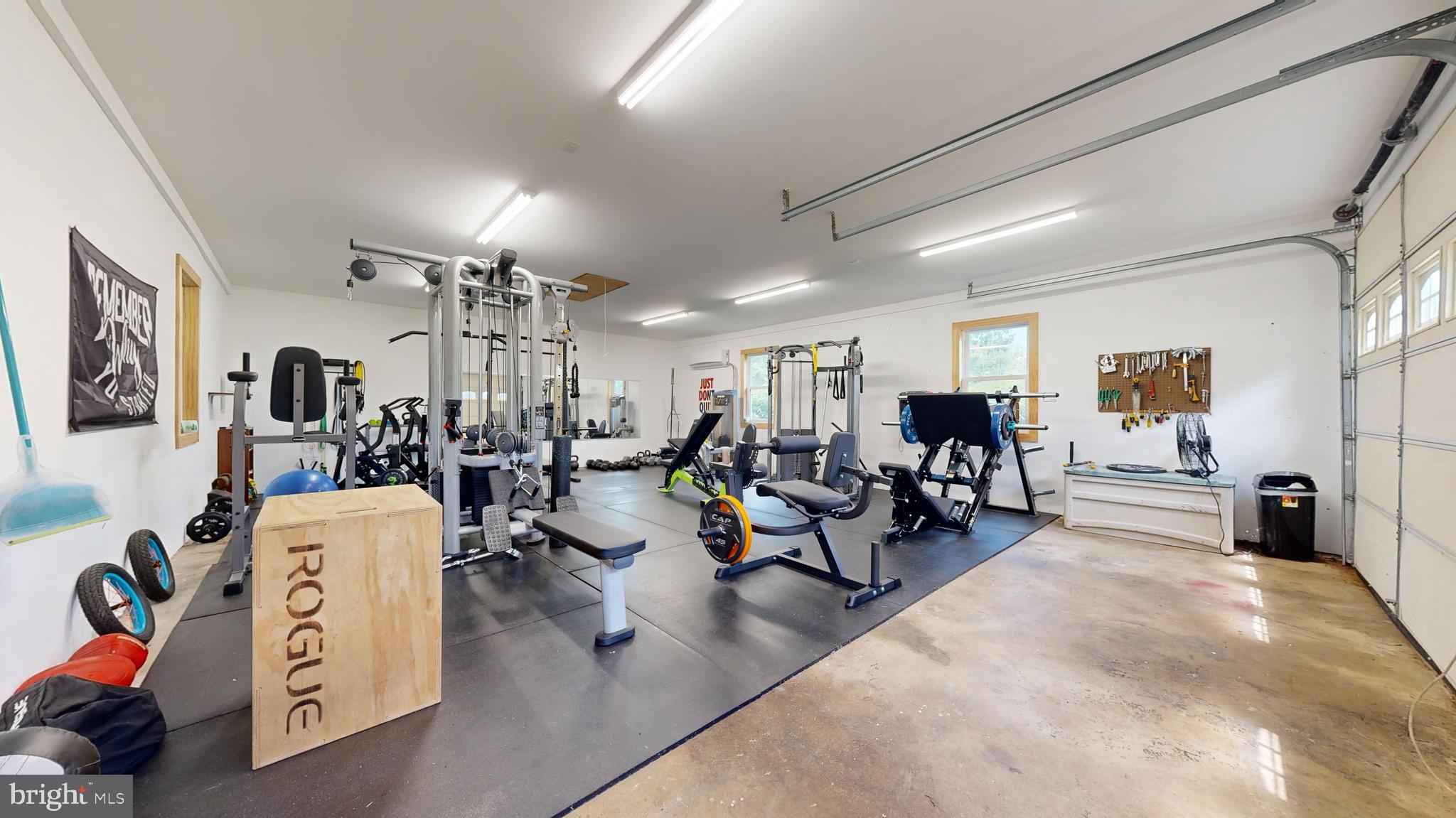 FOREST LAKES ESTATES - Residential