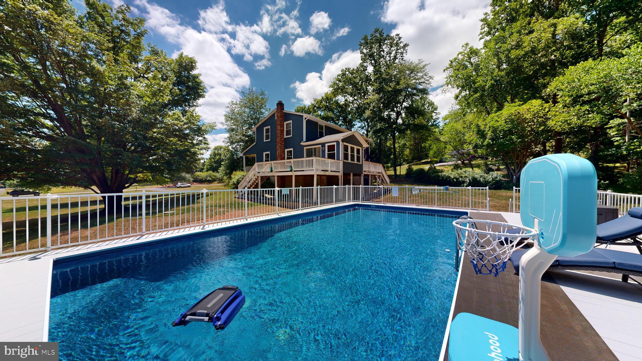 FOREST LAKES ESTATES - Residential