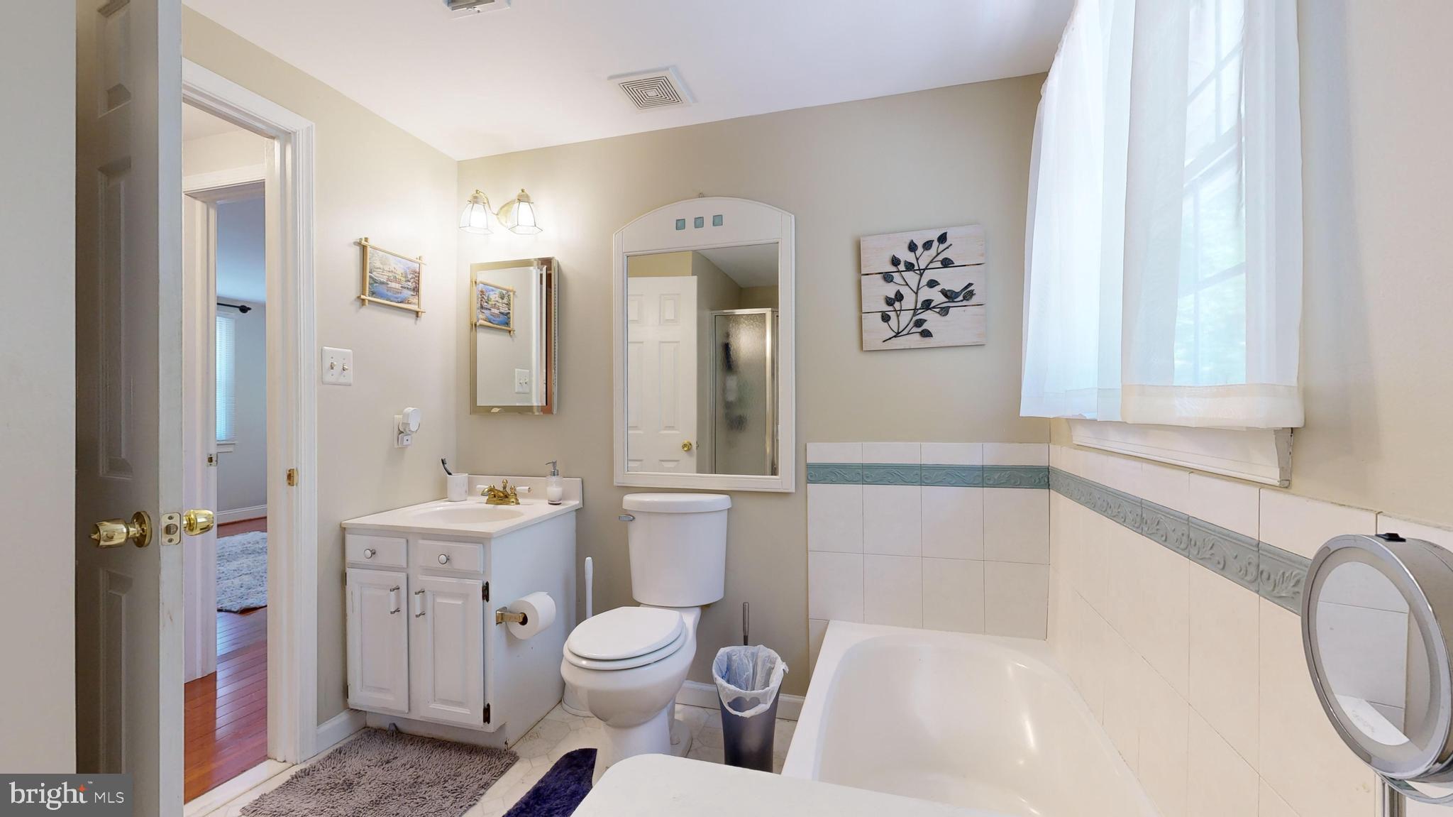 FOREST LAKES ESTATES - Residential