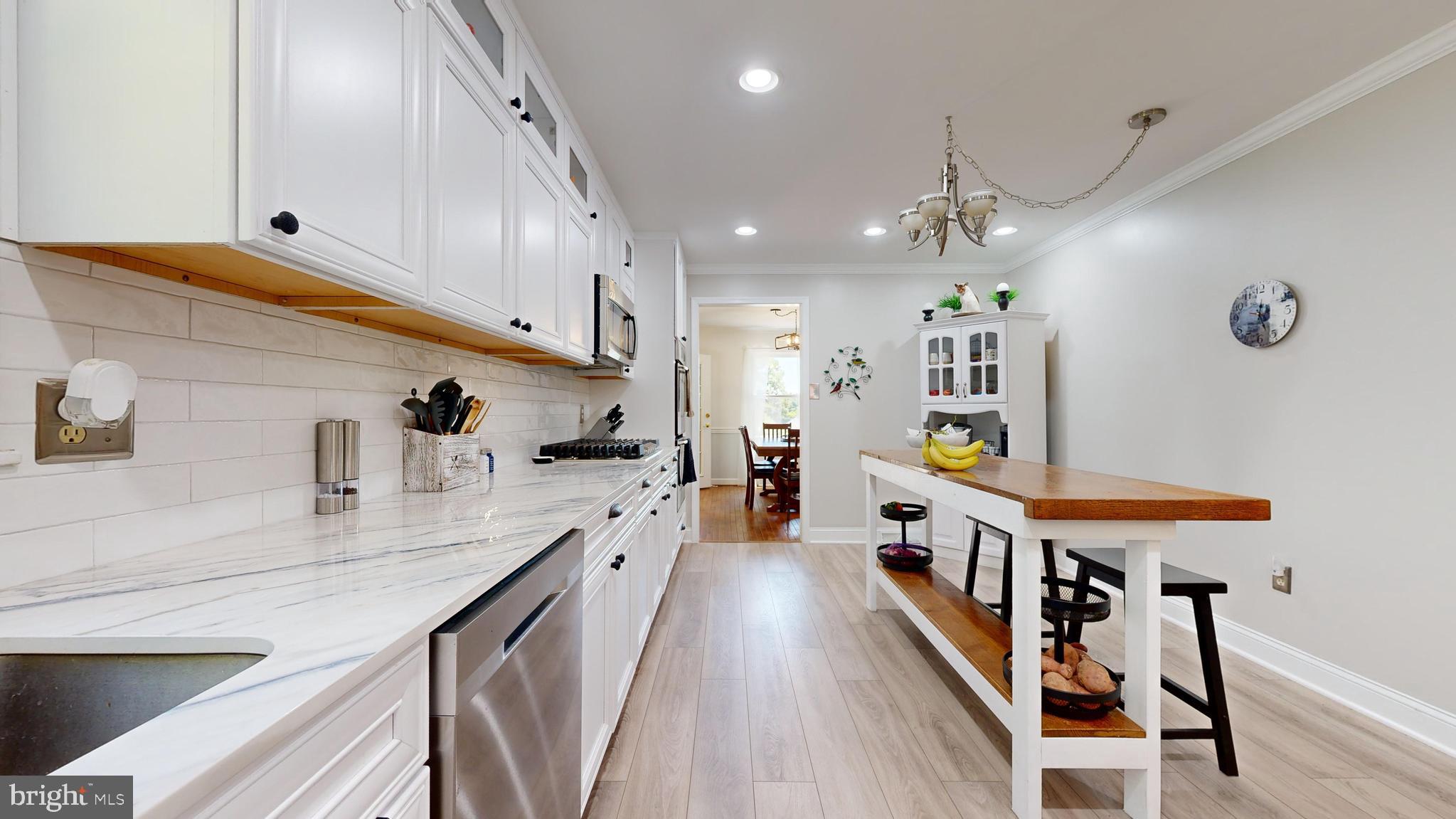 FOREST LAKES ESTATES - Residential