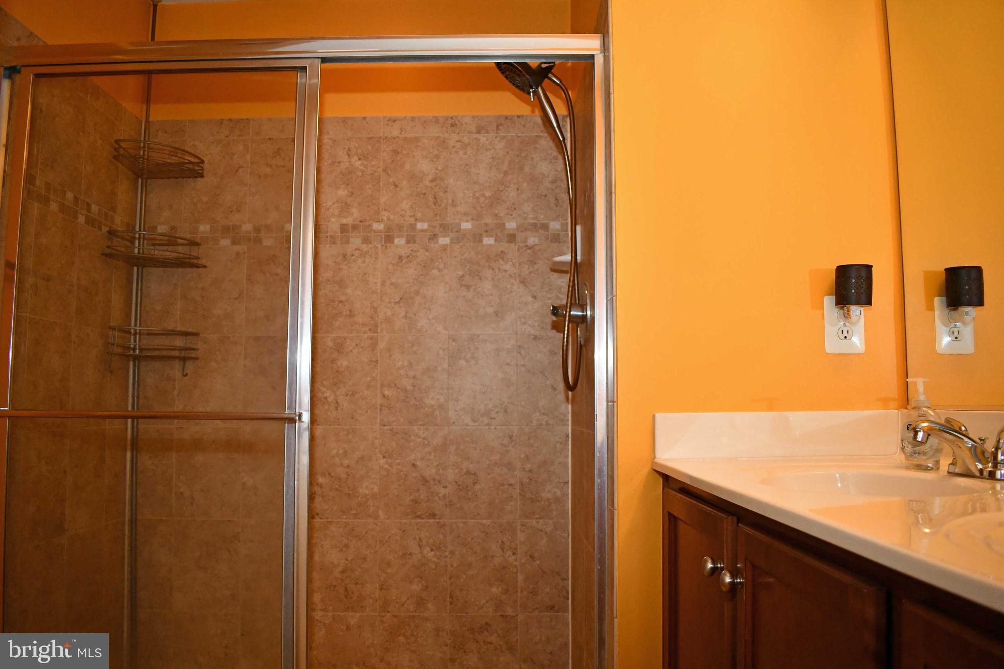 POWELLS RUN VILLAGE COND - Residential