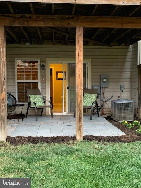 POWELLS RUN VILLAGE COND - Residential