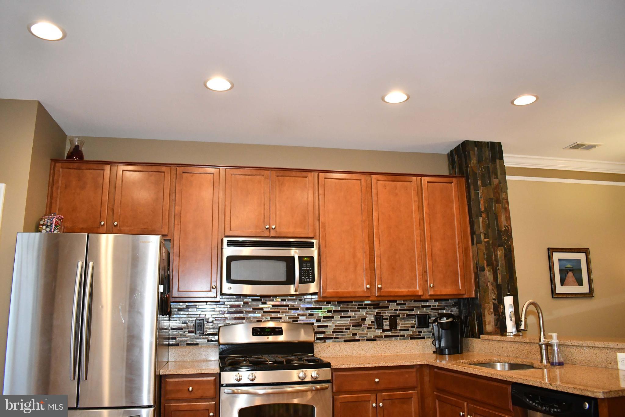 POWELLS RUN VILLAGE COND - Residential