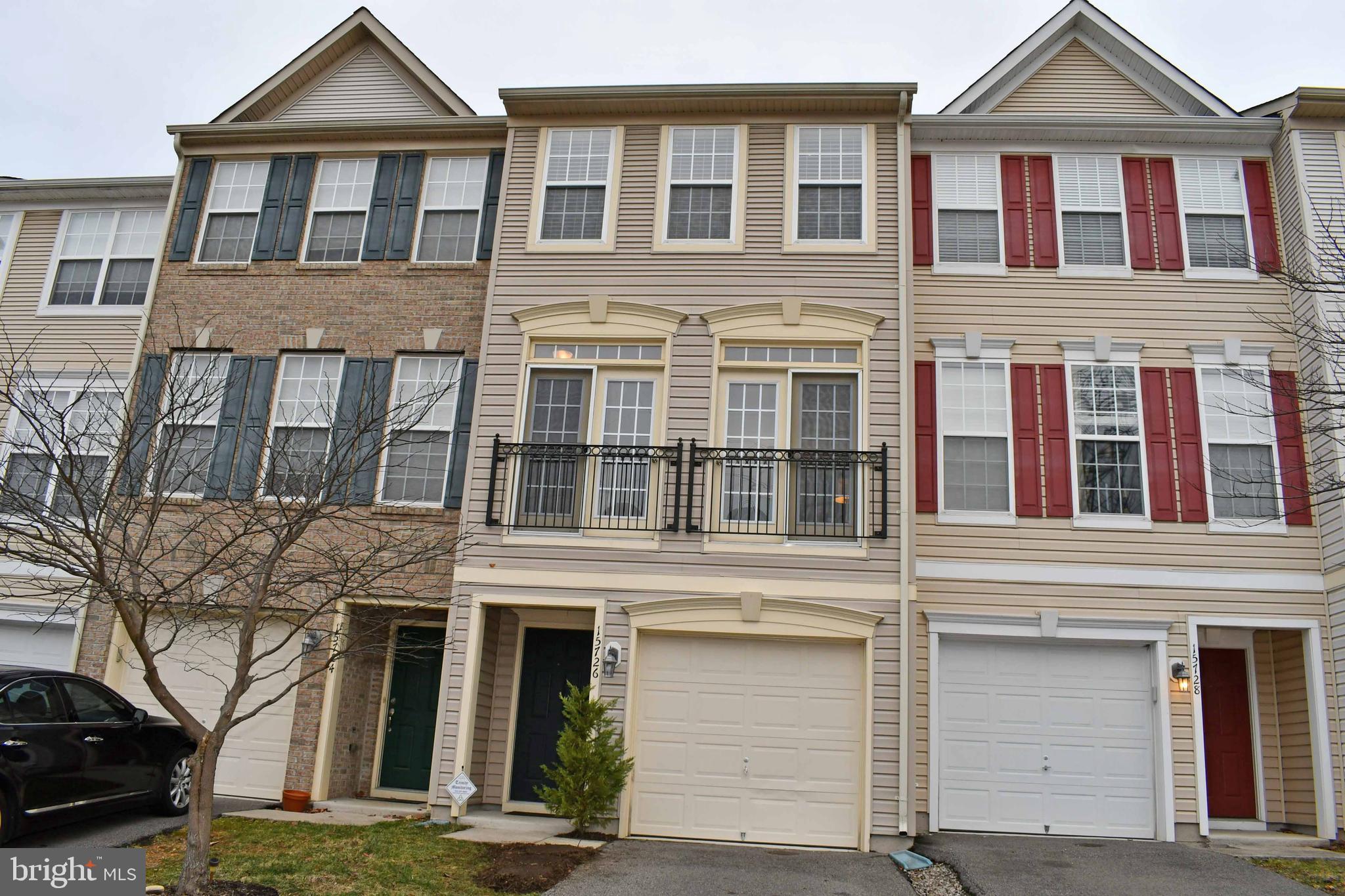 POWELLS RUN VILLAGE COND - Residential