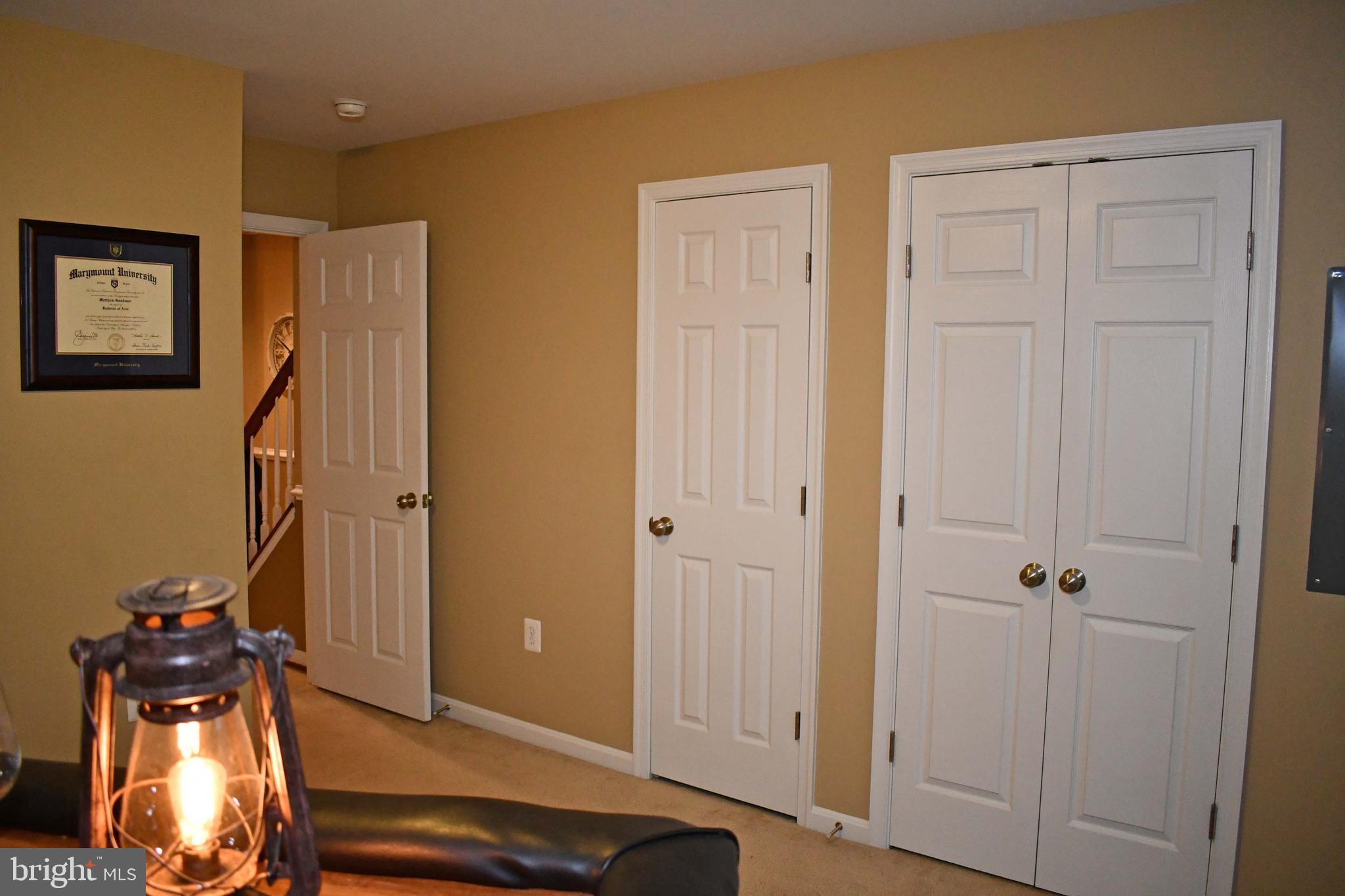 POWELLS RUN VILLAGE COND - Residential