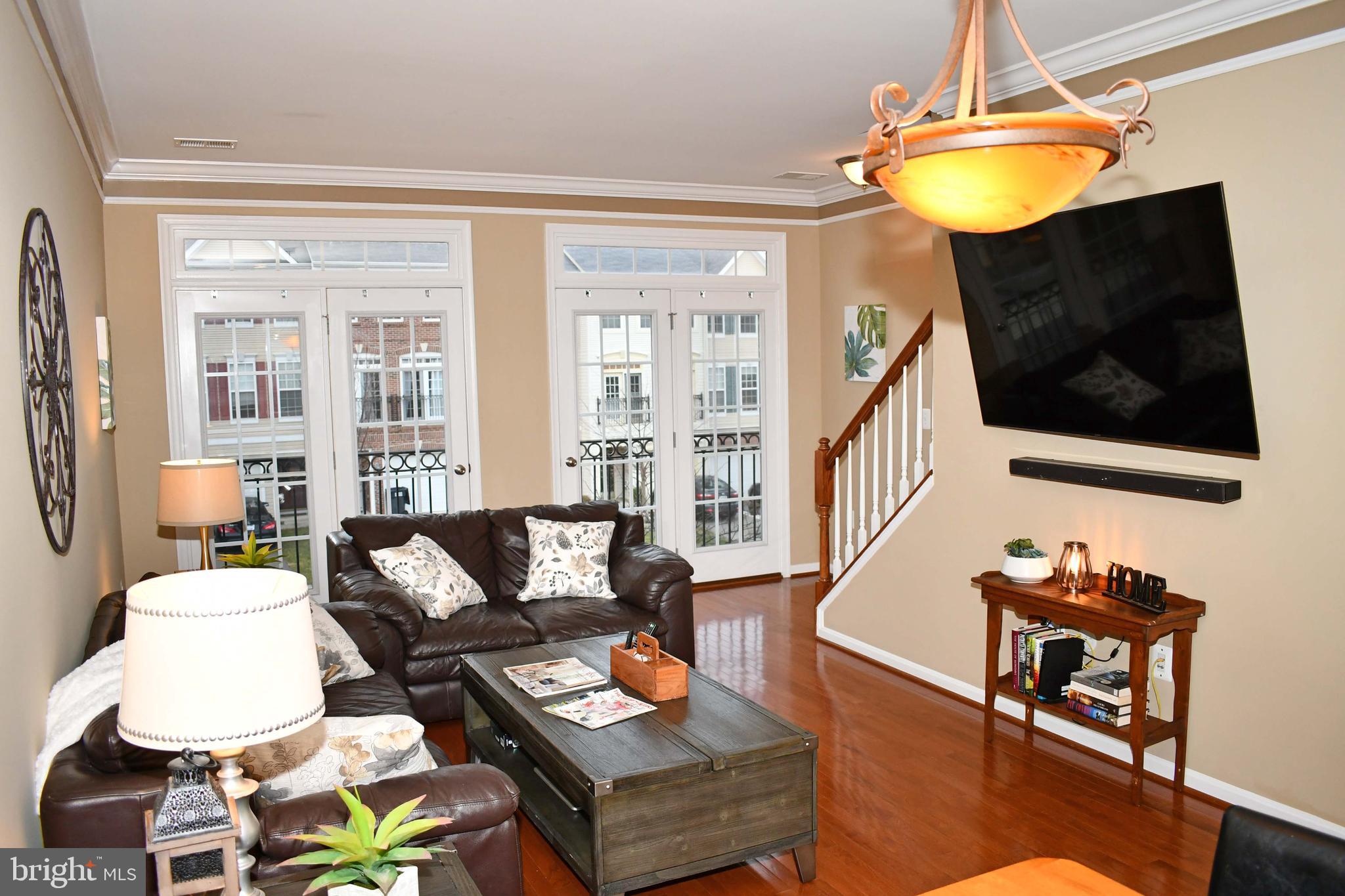 POWELLS RUN VILLAGE COND - Residential