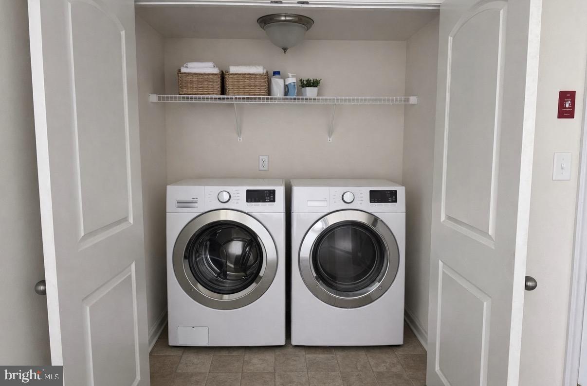 HYETTS CROSSING - Residential