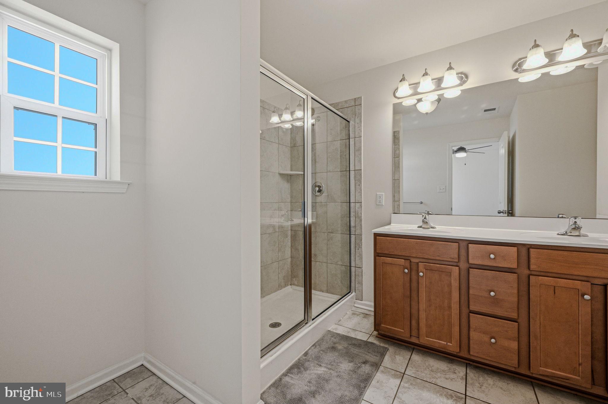 HYETTS CROSSING - Residential