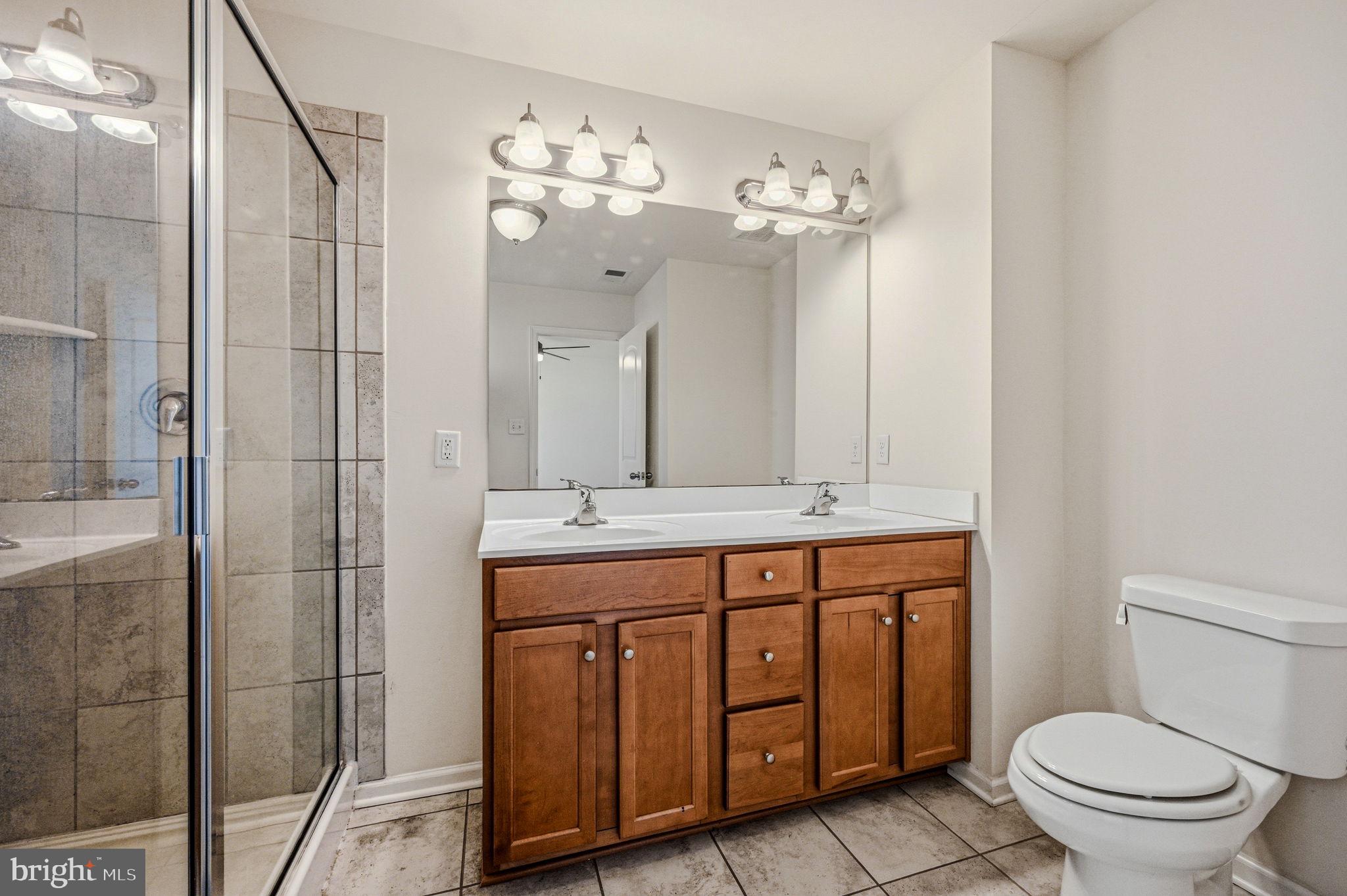 HYETTS CROSSING - Residential