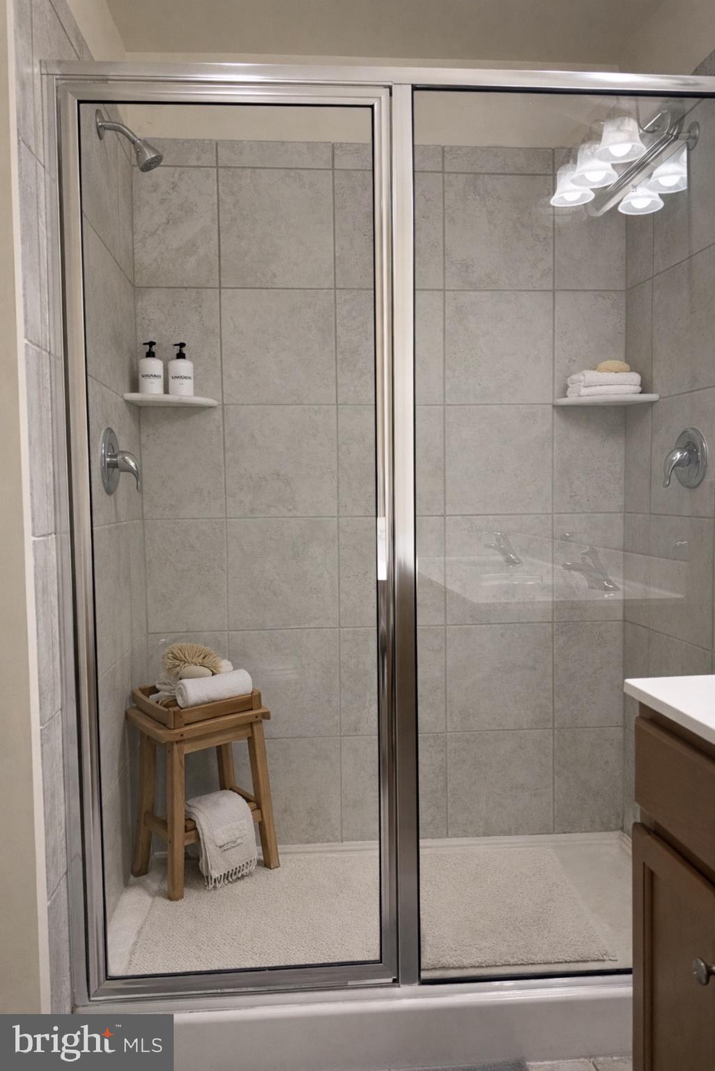 HYETTS CROSSING - Residential