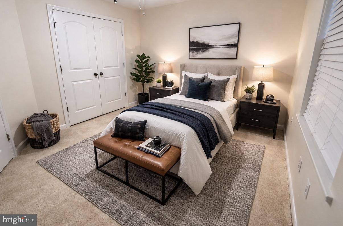 HYETTS CROSSING - Residential