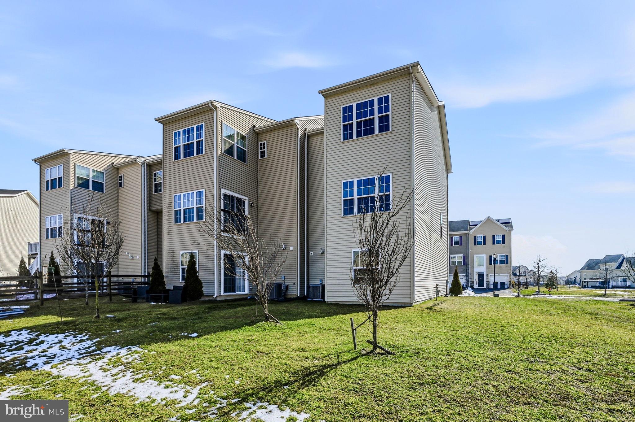 HYETTS CROSSING - Residential