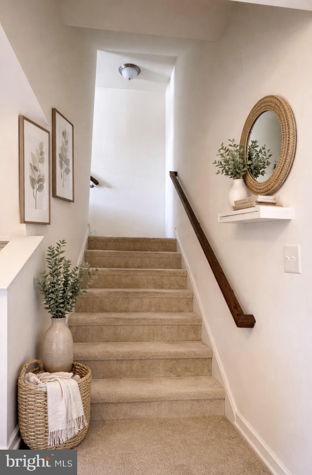 HYETTS CROSSING - Residential