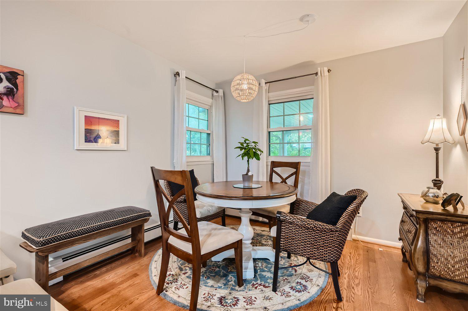 COLUMBIA HILLS - Residential