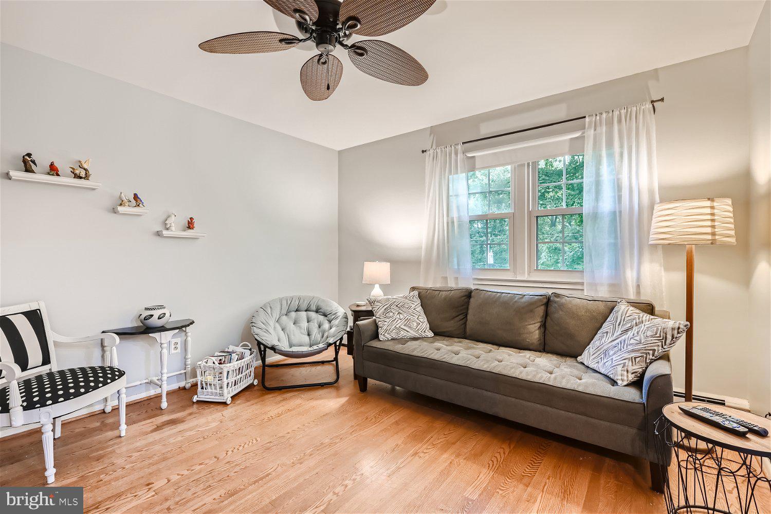 COLUMBIA HILLS - Residential