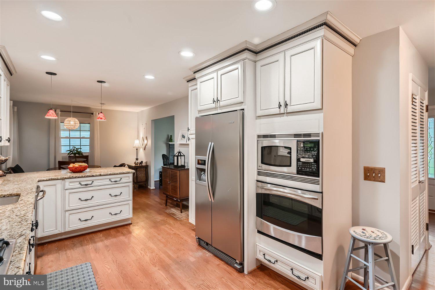 COLUMBIA HILLS - Residential