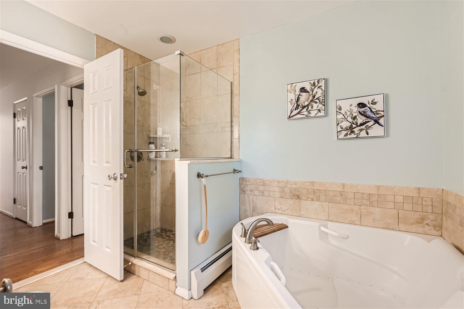 COLUMBIA HILLS - Residential