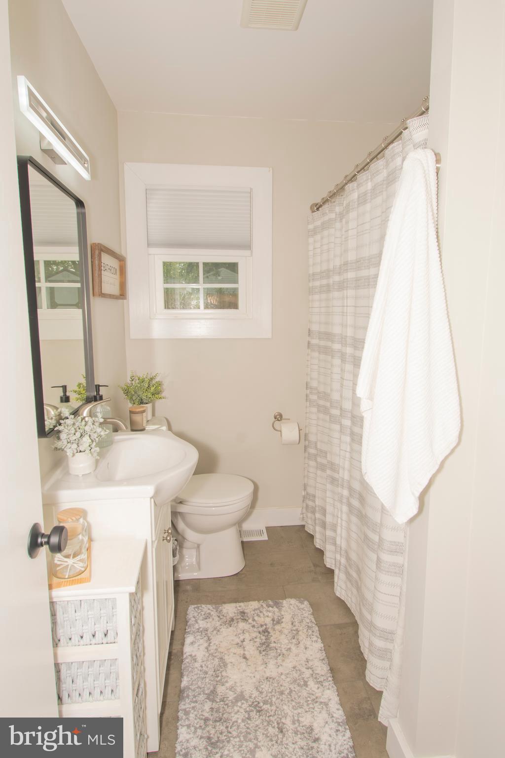 MEADOWVIEW - Residential