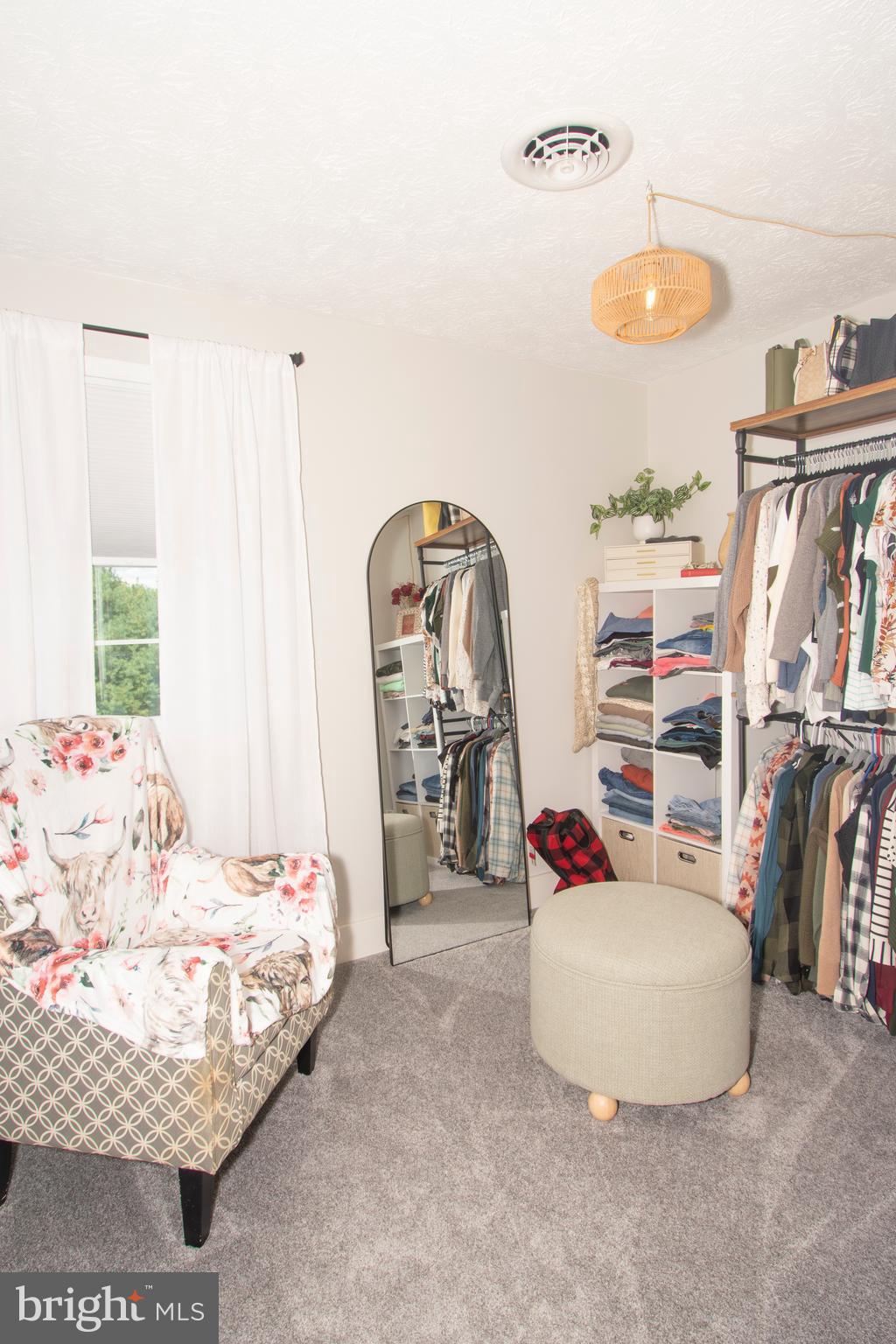 MEADOWVIEW - Residential