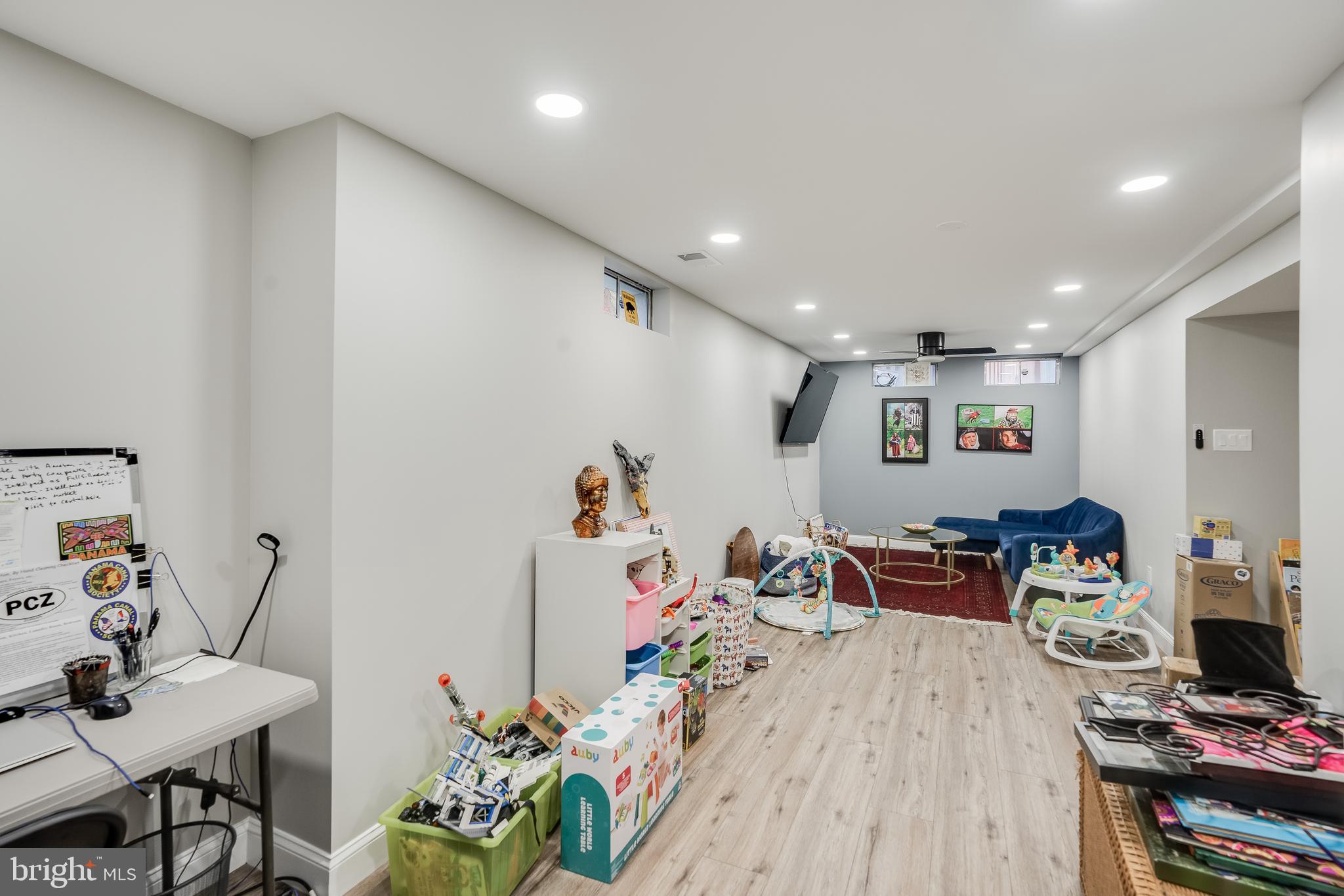 AUTUMN GLEN - Residential