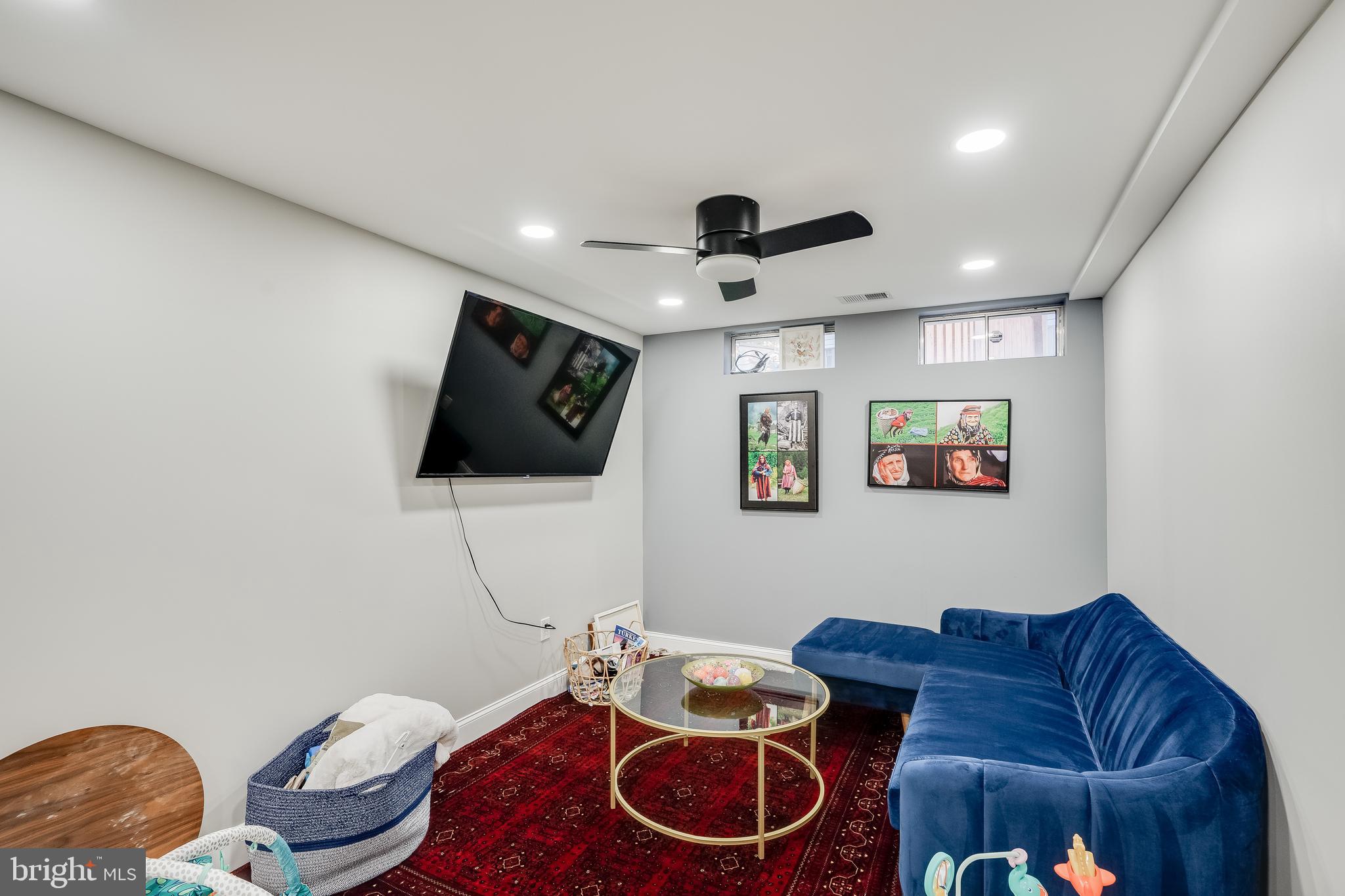 AUTUMN GLEN - Residential