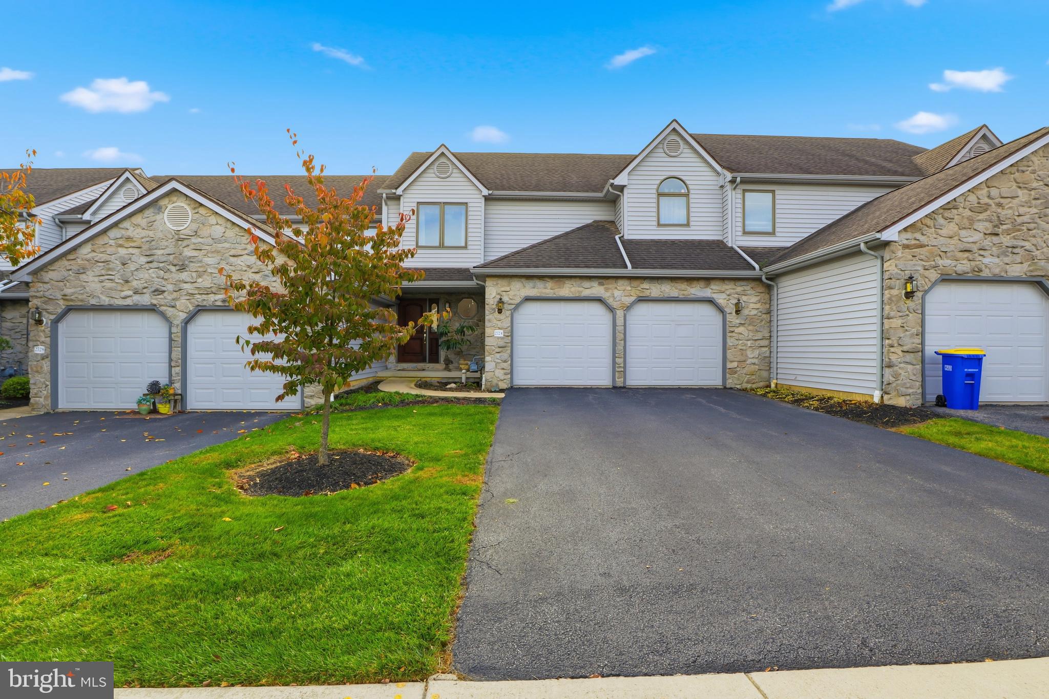 HERITAGE HILLS CONDOS - Residential