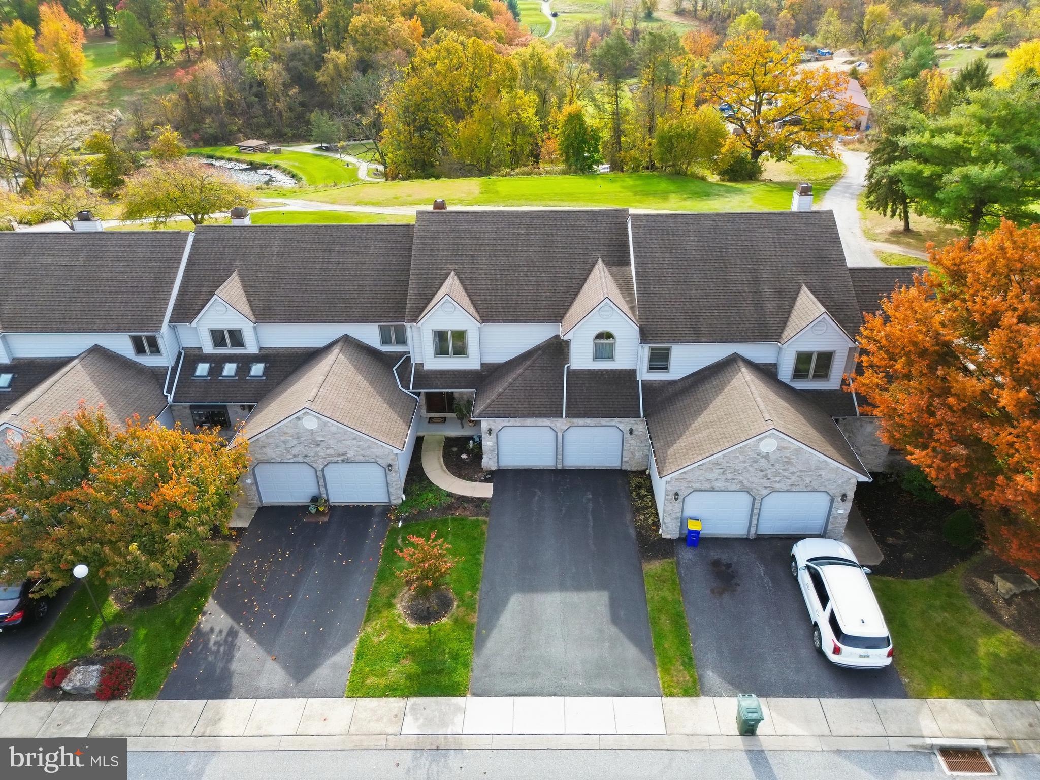 HERITAGE HILLS CONDOS - Residential