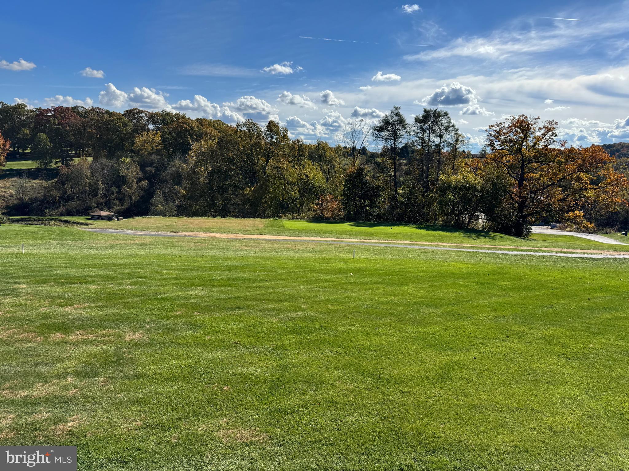 2724 FAIRWAY DRIVE 2724