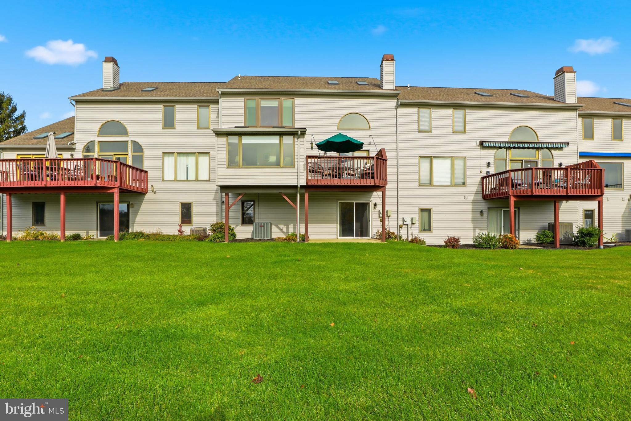 HERITAGE HILLS CONDOS - Residential