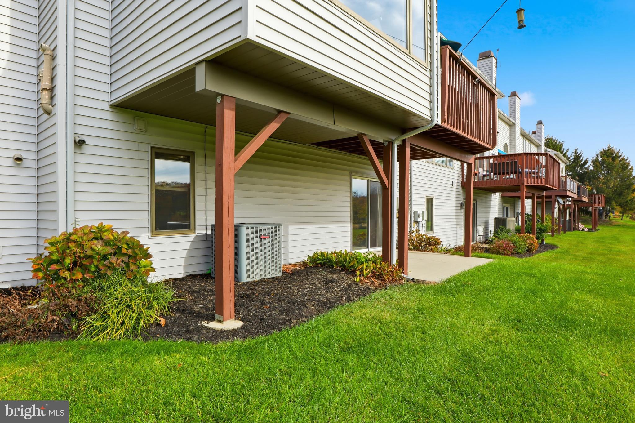 HERITAGE HILLS CONDOS - Residential