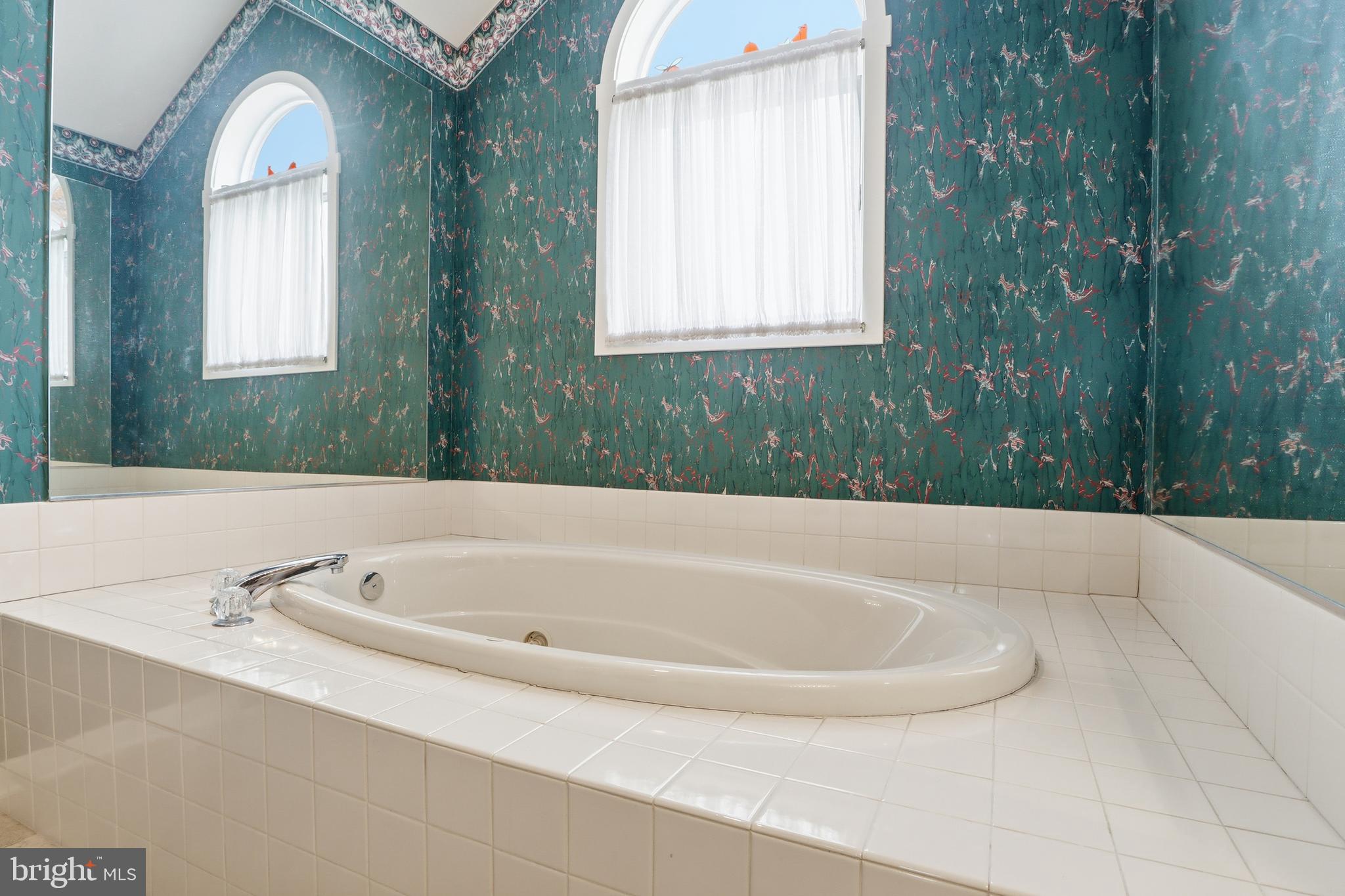 HERITAGE HILLS CONDOS - Residential