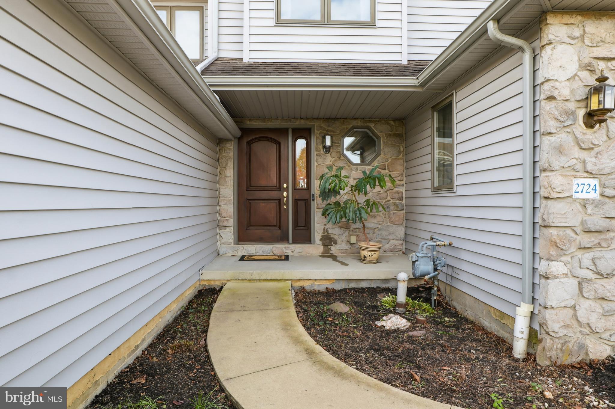 HERITAGE HILLS CONDOS - Residential