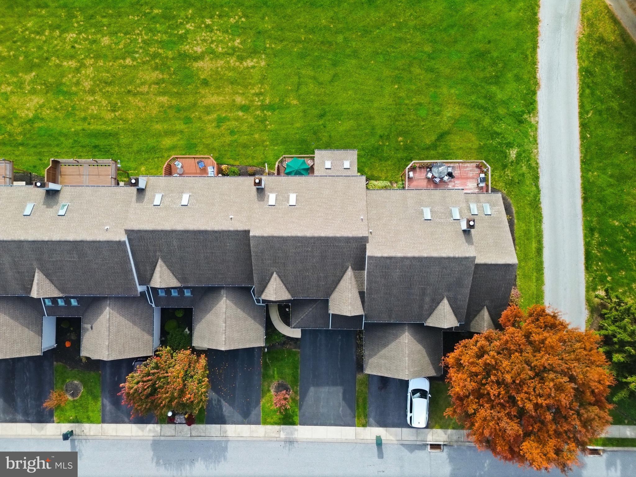 HERITAGE HILLS CONDOS - Residential