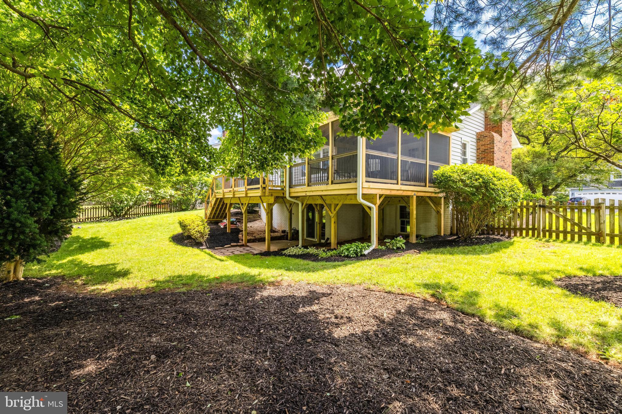 FRANKLIN GLEN - Residential