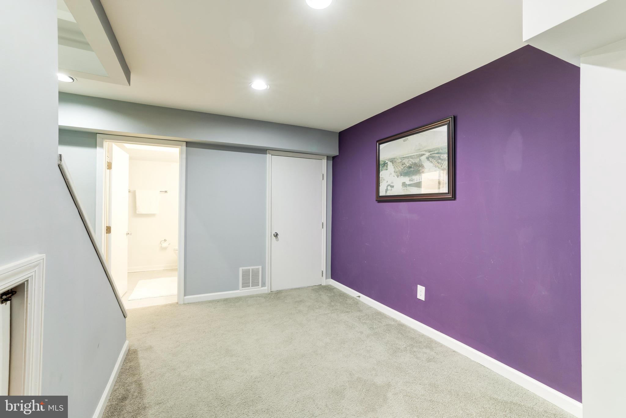 FRANKLIN GLEN - Residential