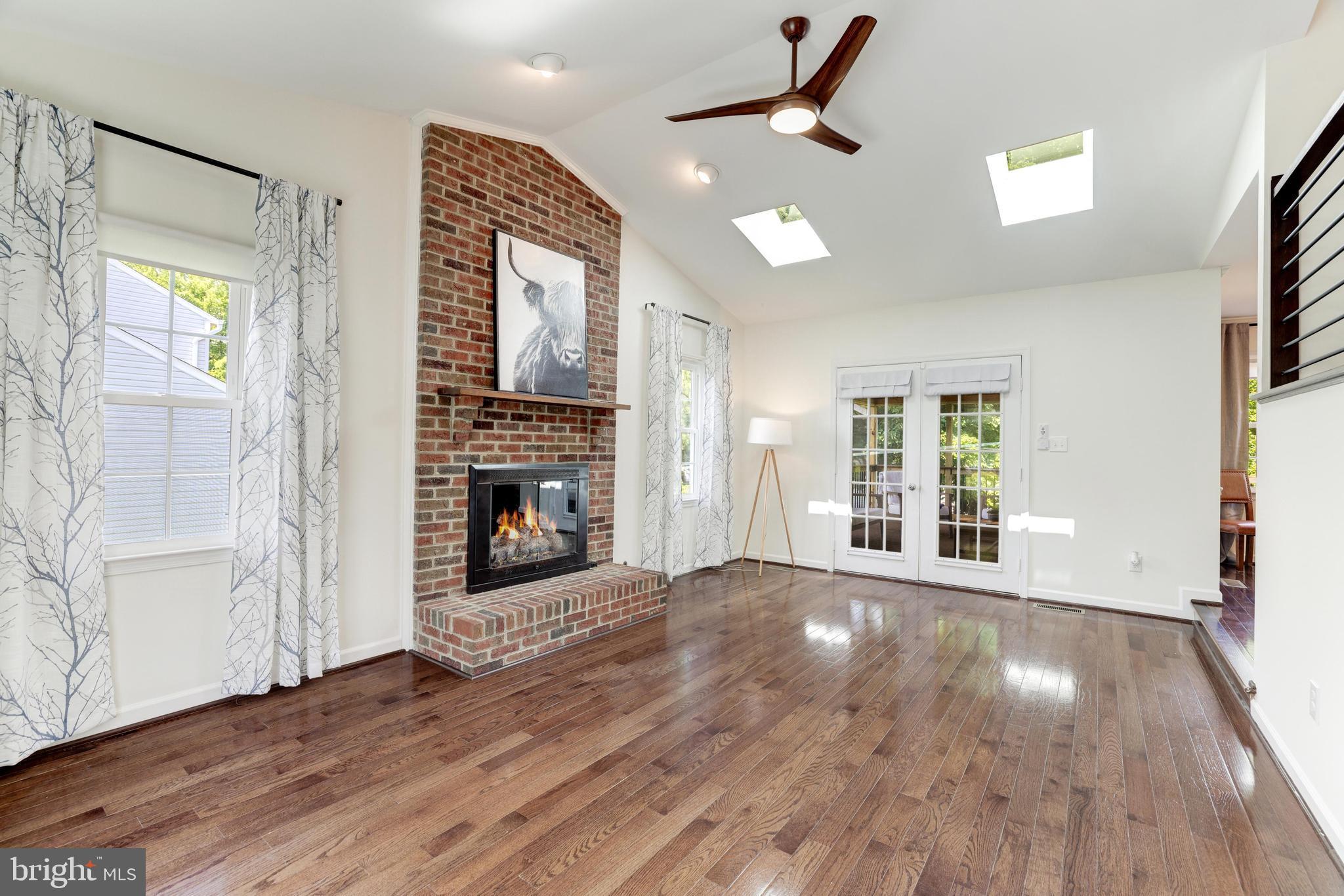 FRANKLIN GLEN - Residential