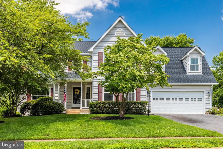 Welcome to this beautiful 5 bedroom, 3.5 bath home in sought-after Franklin Glen! Located within walking distance of Franklin Farm Shopping Center, with easy access to the Fairfax County Parkway, Routes 28 and 66, and near popular restaurants and shopping, the location is ideal. Stepping inside the home, you will find hardwood floors throughout the main level, with the formal living room on the right and the family room on the left. The living room is a bright space in which to entertain or use as an office, shutting off the rest of the world with the barndoors with frosted glass. The family room, which has access to the brand-new screened-in-porch, has a gas fireplace and cathedral ceiling with new skylights, making it a large, open space that can extend outdoors in the warmer months. The dining room, adjacent to the kitchen, allows for easy entertaining and view of the beautiful trees in the back yard. Enjoy cooking in the huge kitchen with stainless steel appliances, walk-in pantry, newer cabinets, and door to the new composite deck! And there is plenty of room for a table and chairs for morning coffee or quick meals. And be sure not to miss the mud room w/ washer and dryer, the updated powder room, or the modern staircase with hardwood stairs. The upper level offers 4 bedrooms (all with new ceiling fans) and 2 full bathrooms. The primary bedroom is large enough to add a sitting area or desk, and has two closets (one of which is a walk-in). Destress in your luxurious primary bathroom with frameless shower, separate soaking tub and modern sink. The additional generously sized bedrooms share a hall bathroom with dual vanity so two people can get ready at once! The walk-out lower level contains a 5th bedroom and a full bath with newer vanity and lighting. The recreation room would be a great theater room and has a wood-burning fireplace – a fun space for all kinds of entertainment! Finally, access your fully-fenced, tree-filled back yard through the door leading to the fieldstone patio. Located in the Chantilly High School Pyramid, this move-in ready home is just waiting for new owners to welcome home! Due to the Offers in Hand, DEADLINE HAS BEEN SET FOR 9 PM Friday, 7/14