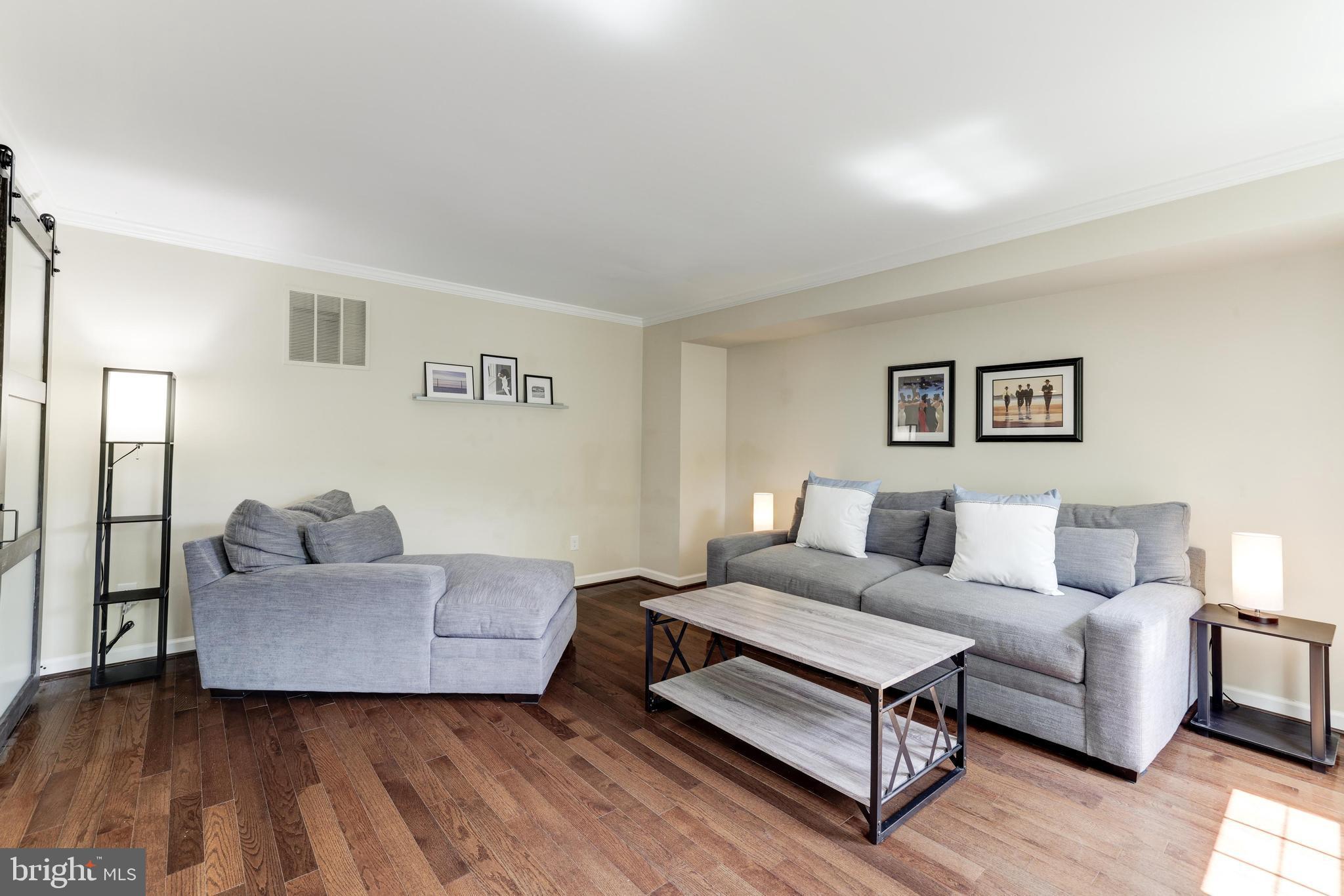 FRANKLIN GLEN - Residential