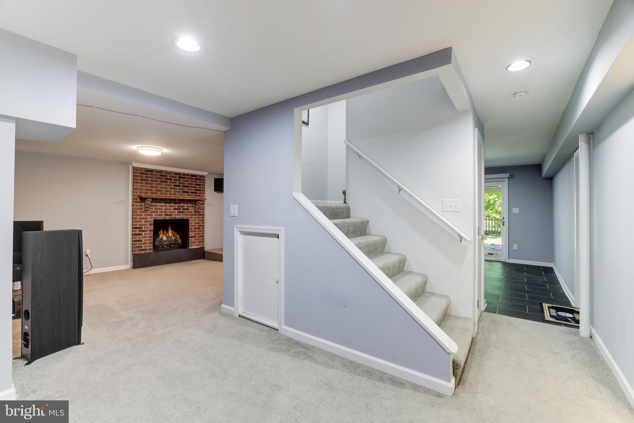 FRANKLIN GLEN - Residential