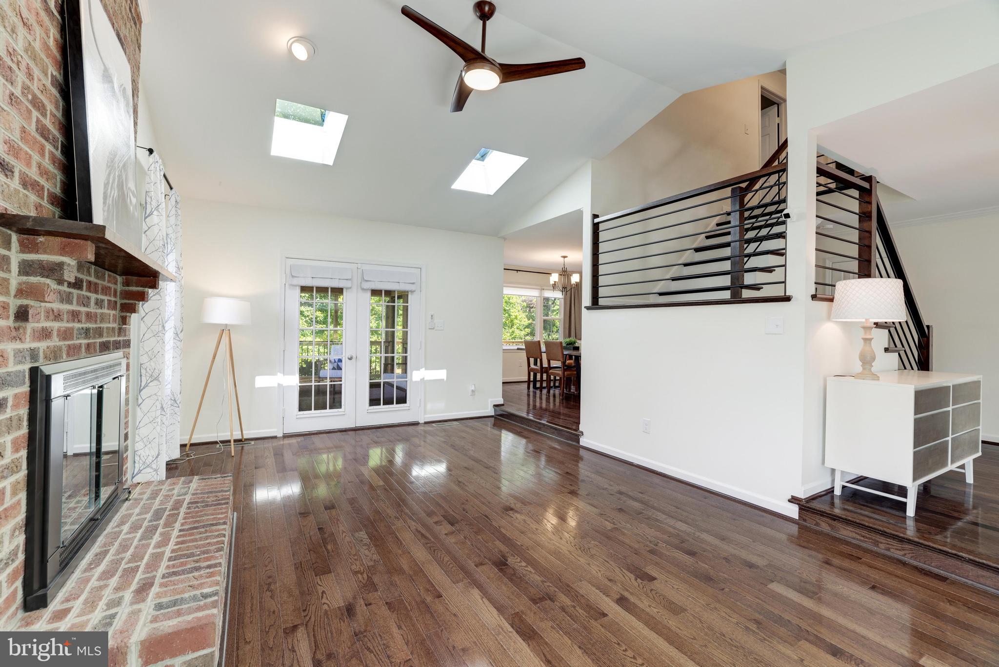 FRANKLIN GLEN - Residential