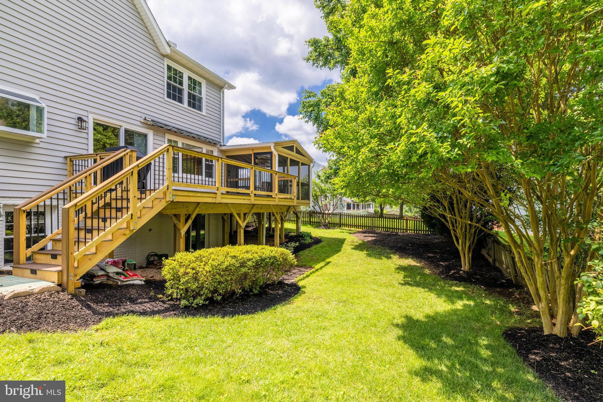 FRANKLIN GLEN - Residential