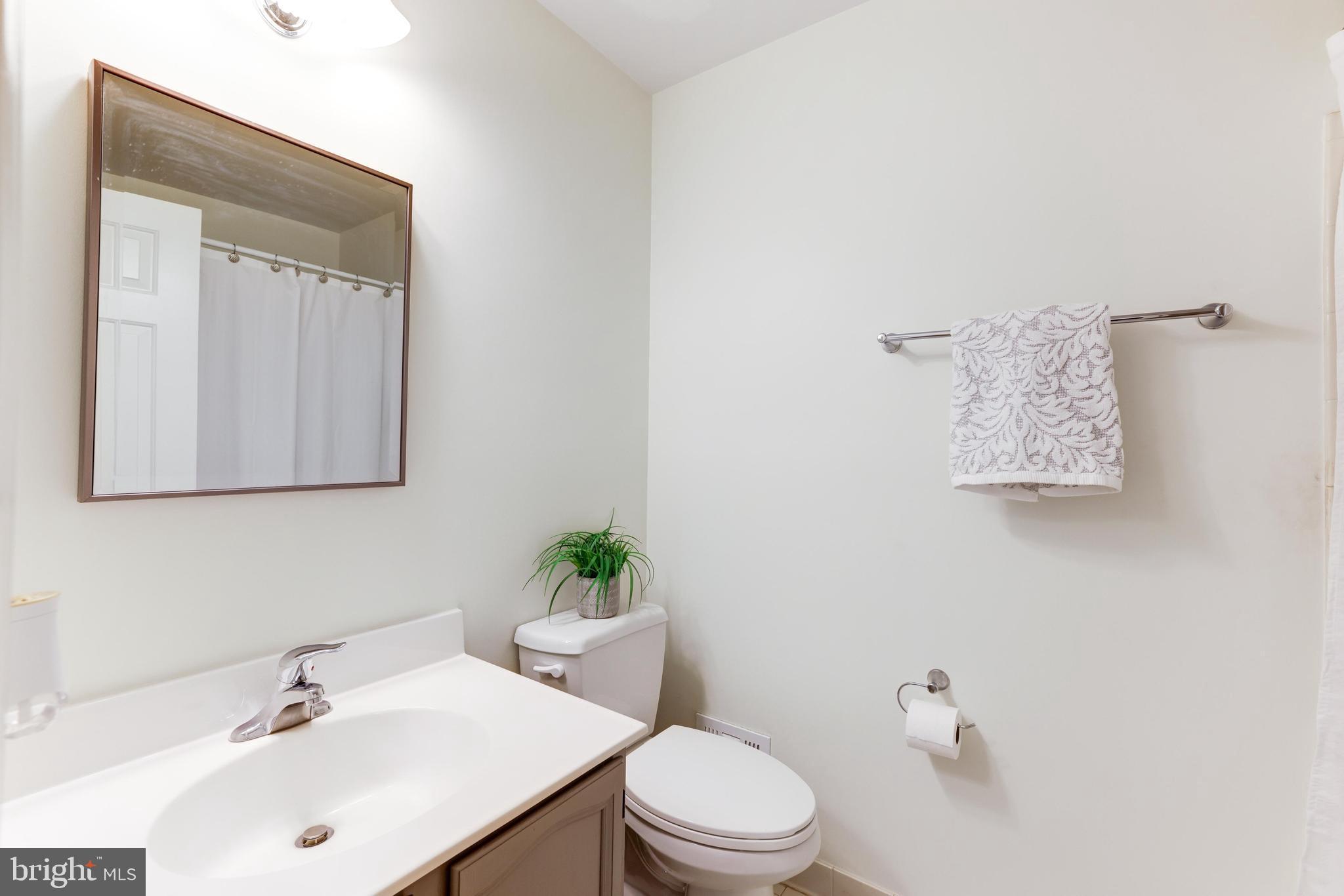 FRANKLIN GLEN - Residential